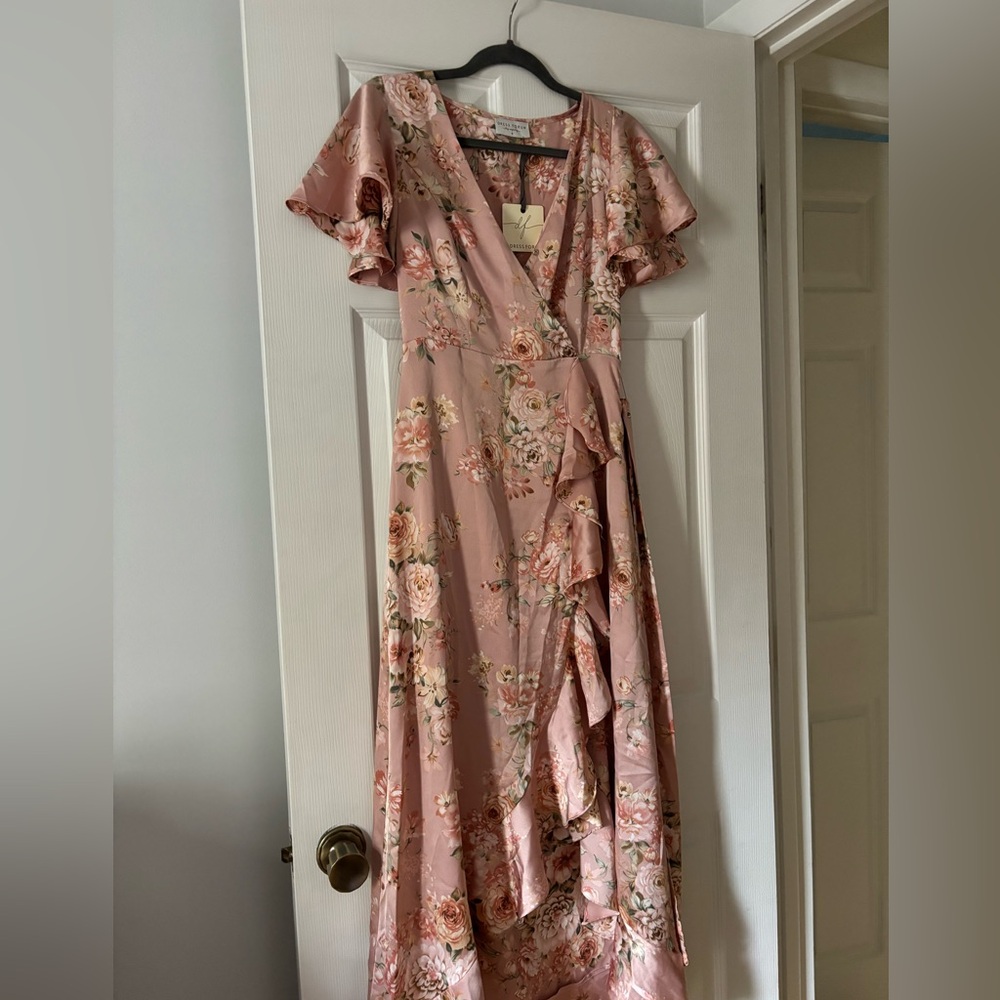 Dress forum floral dress, blush, size small, new with tags